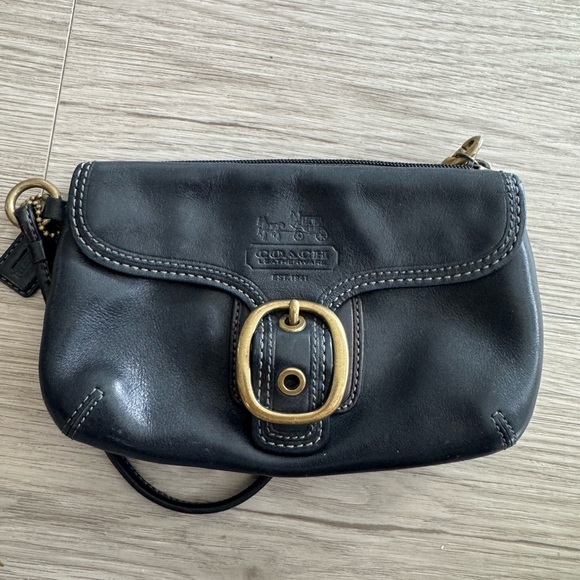 COACH Vintage Y2K Legacy Bleeker Leather Wristlet - Picture 2 of 6